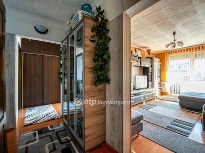 Eladó lakás Kazincbarcika