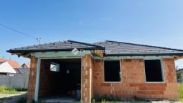 Eladó családi ház Tököl