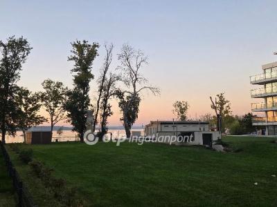 Eladó lakás Siófok