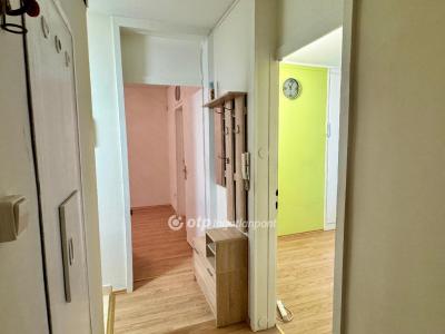 Eladó lakás Székesfehérvár