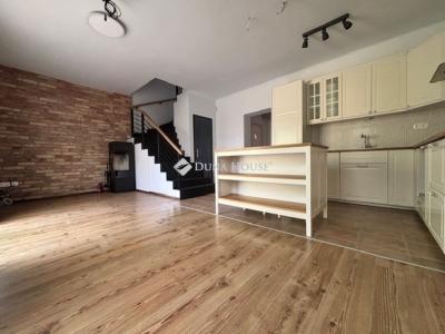 Eladó lakás Üllő