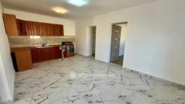 Eladó családi ház Tura