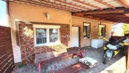 Eladó családi ház Érd