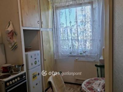 Eladó lakás Debrecen