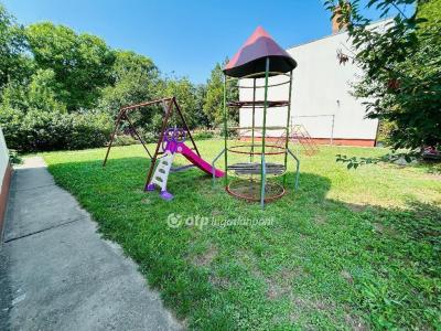 Eladó lakás Debrecen