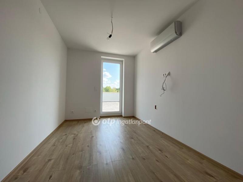 Eladó nyaraló Siófok