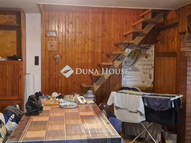 Eladó családi ház Cegléd