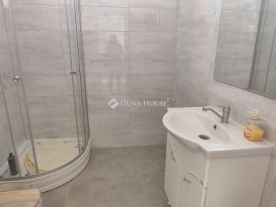 Eladó családi ház Cegléd