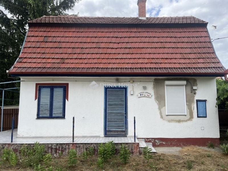 Eladó családi ház Albertirsa