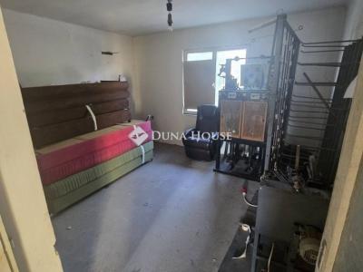 Eladó családi ház Cegléd