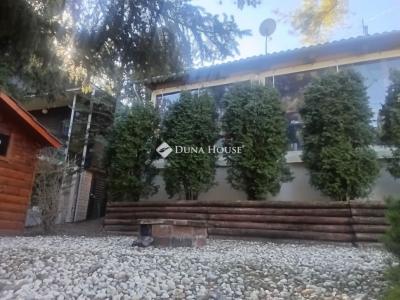 Eladó nyaraló Balatonkenese Balatonakarattya