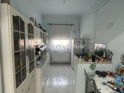 Eladó családi ház Budapest