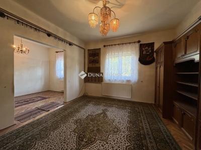 Eladó családi ház Budapest