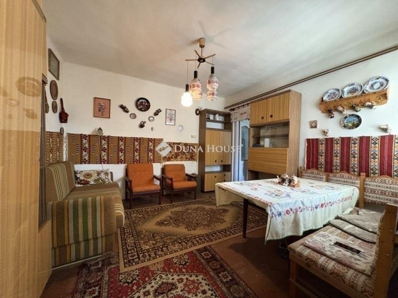 Eladó családi ház Budapest