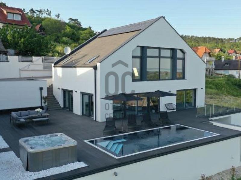 Eladó családi ház Vonyarcvashegy