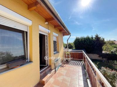 Eladó családi ház Budapest