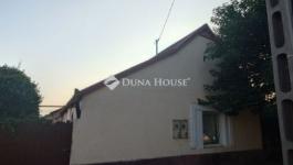 Eladó családi ház Monor