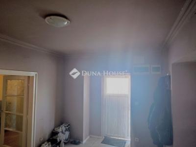 Eladó családi ház Monor