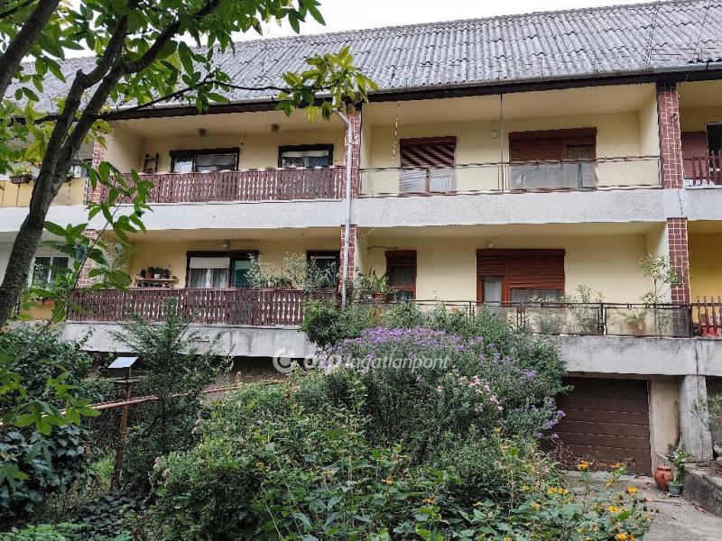 Eladó sorház Sárospatak