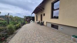 Eladó családi ház Mogyoród