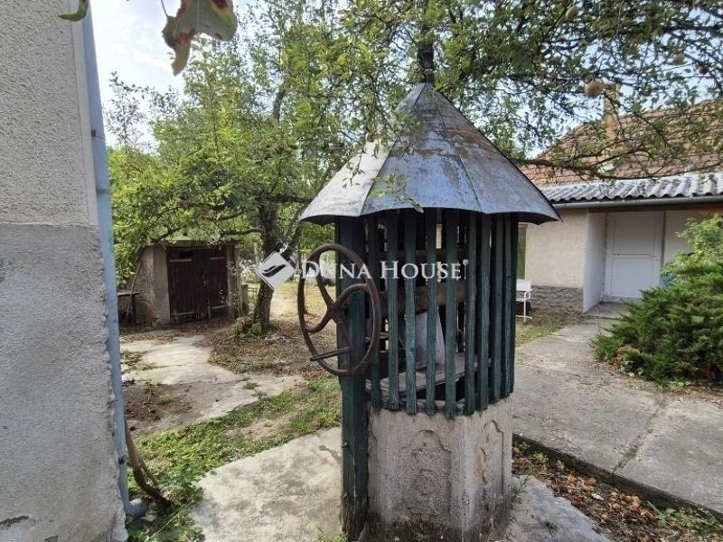 Eladó családi ház Mogyoród