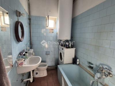 Eladó családi ház Mogyoród