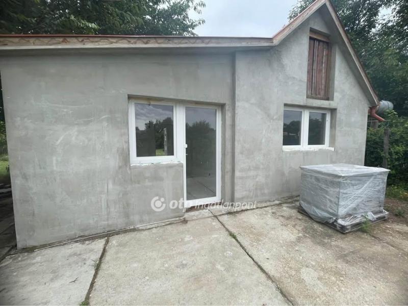 Eladó családi ház Debrecen