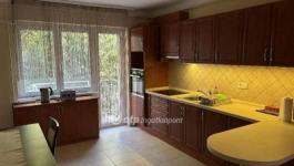 Eladó lakás Szolnok