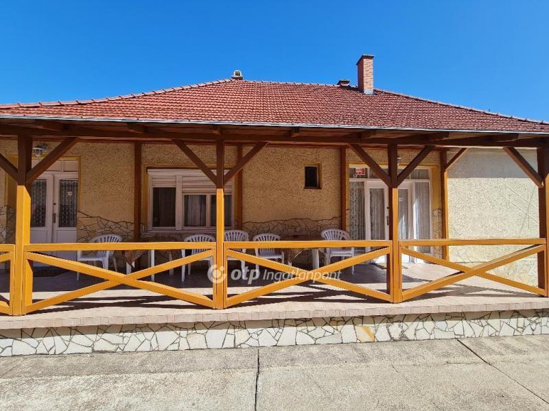 Eladó családi ház Hajdúszoboszló