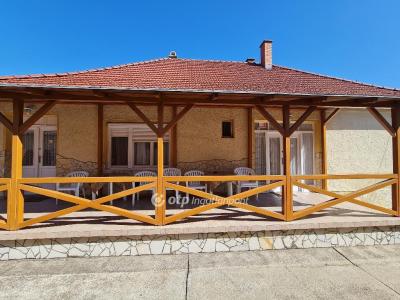 Eladó családi ház Hajdúszoboszló