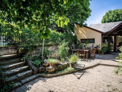 Eladó családi ház Budapest