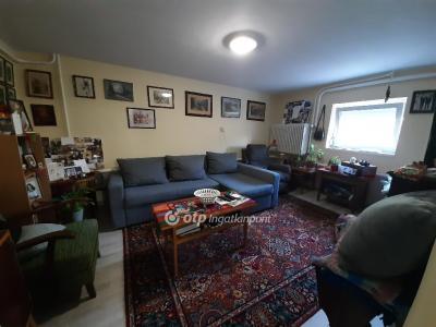 Eladó családi ház Budapest