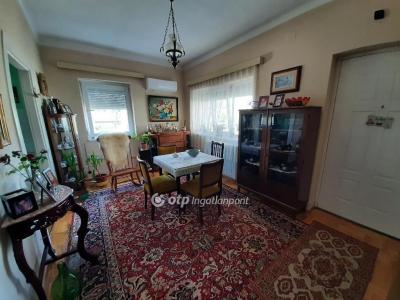 Eladó családi ház Budapest