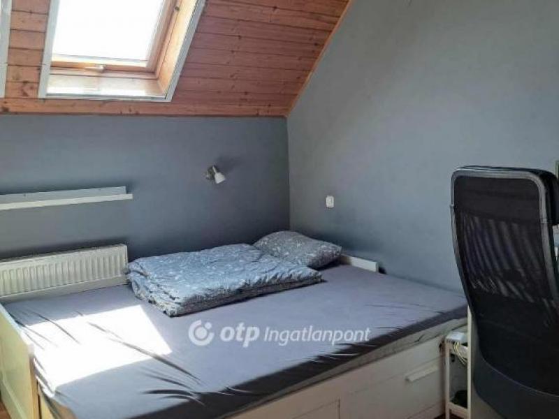 Eladó családi ház Érd