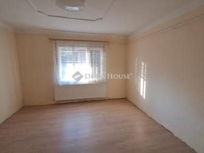 Eladó családi ház Zalaegerszeg