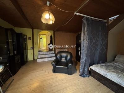 Eladó családi ház Vértesszőlős