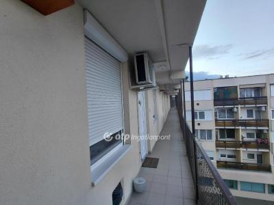 Eladó lakás Hatvan