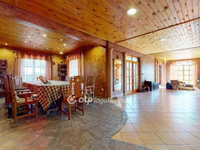 Eladó családi ház Szuhakálló