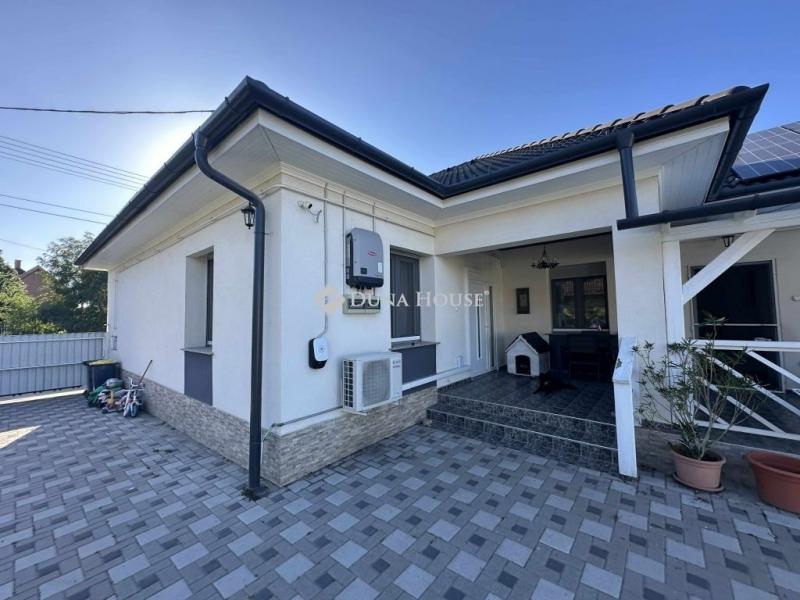 Eladó családi ház Albertirsa