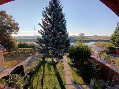 Eladó családi ház Szigetcsép