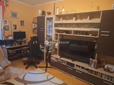 Eladó lakás Tatabánya