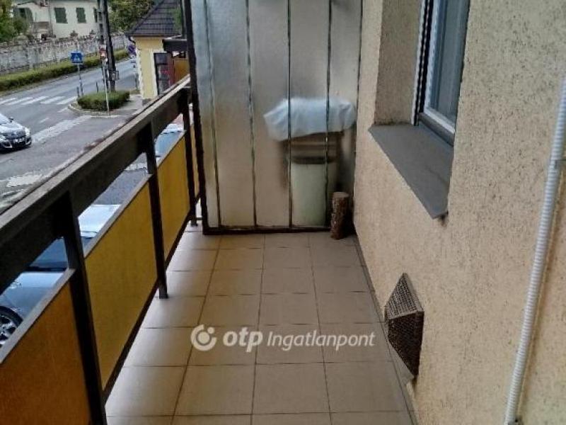 Eladó lakás Pécs