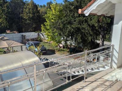 Eladó családi ház Budapest