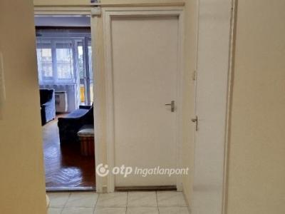 Eladó lakás Pécs