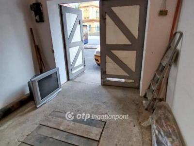 Eladó lakás Pécs
