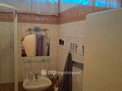 Eladó lakás Zalaegerszeg