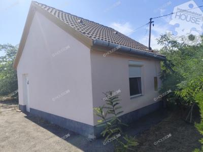 Eladó családi ház Kecskemét