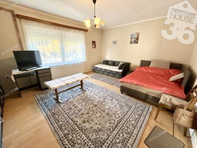 Eladó családi ház Ballószög