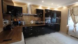 Eladó családi ház Tápiószentmárton