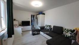 Eladó családi ház Üllés